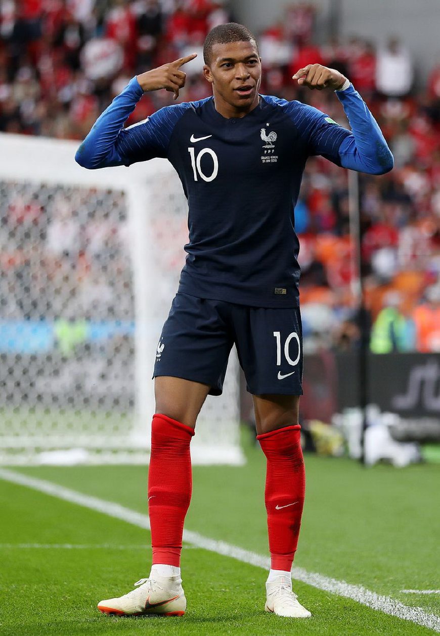 早报：作为预告的预告，世界杯抽签真的要来了（早报：预告中的预告，世界杯抽签即将揭晓）