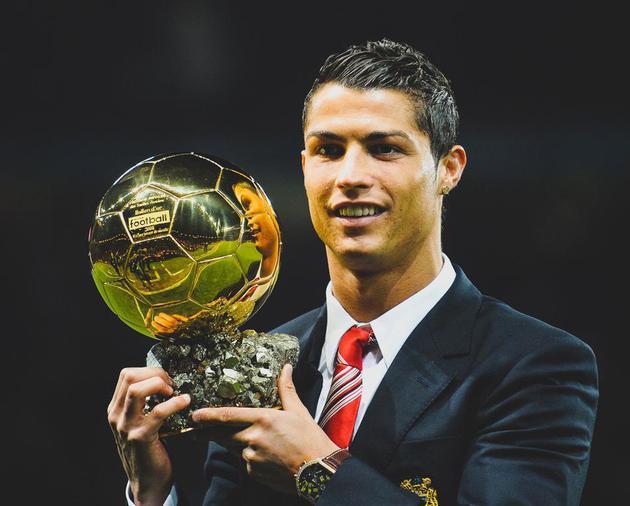 意甲战报：索尔斯比头球制胜，热那亚2-1力克维罗纳（意甲：索尔斯比头槌建功，热那亚2-1击败维罗纳）